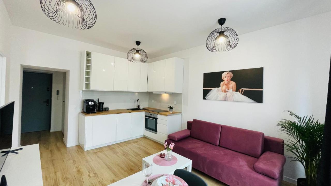 Ferienwohnung Jm Millennium Kaweczynska 37 Warschau Exterior foto